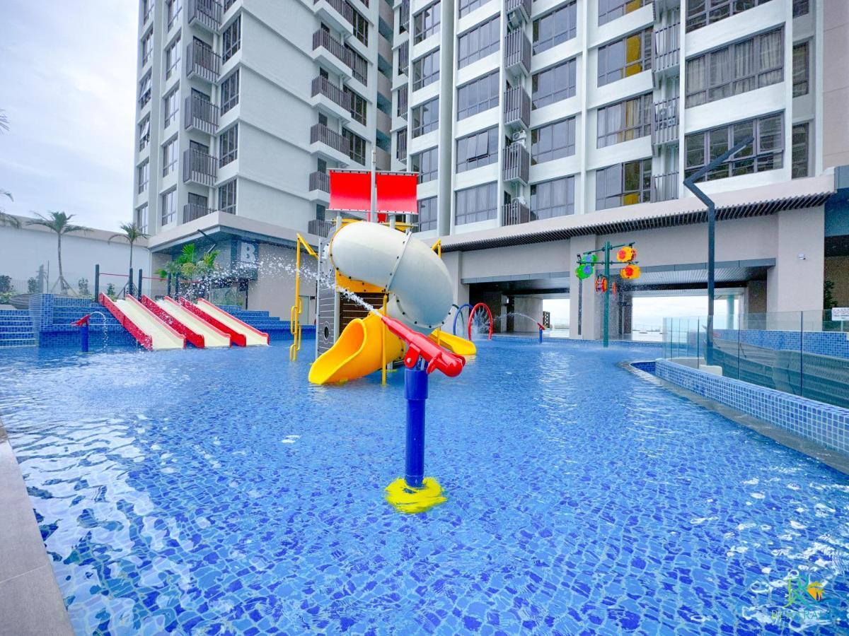 Bali Sea View Residences Melaka At Stayrene Exterior photo