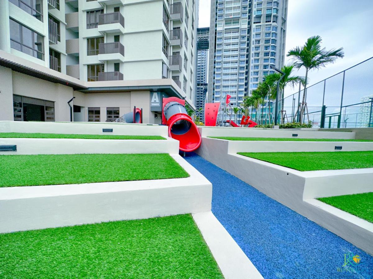 Bali Sea View Residences Melaka At Stayrene Exterior photo